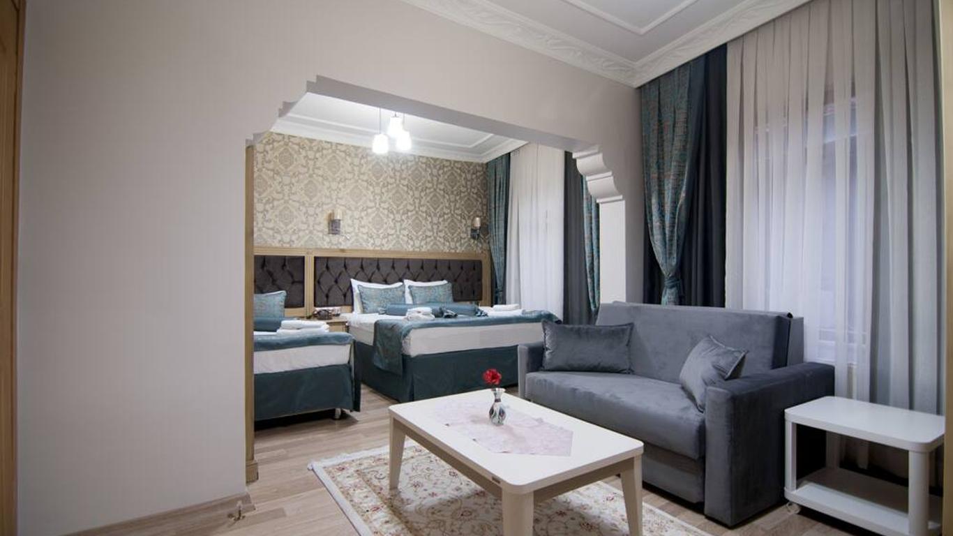 Blue Tuana Hotel Old City