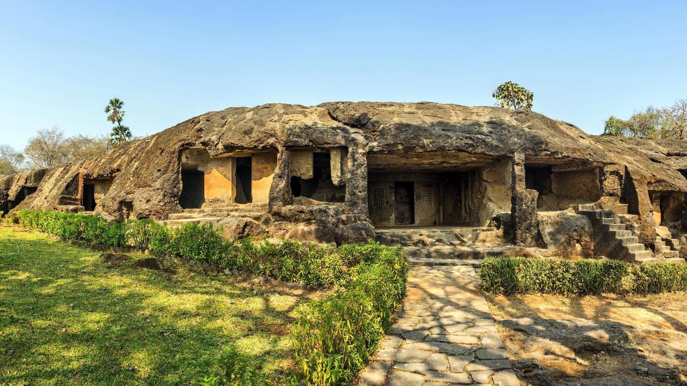 Hotel Maha Residency