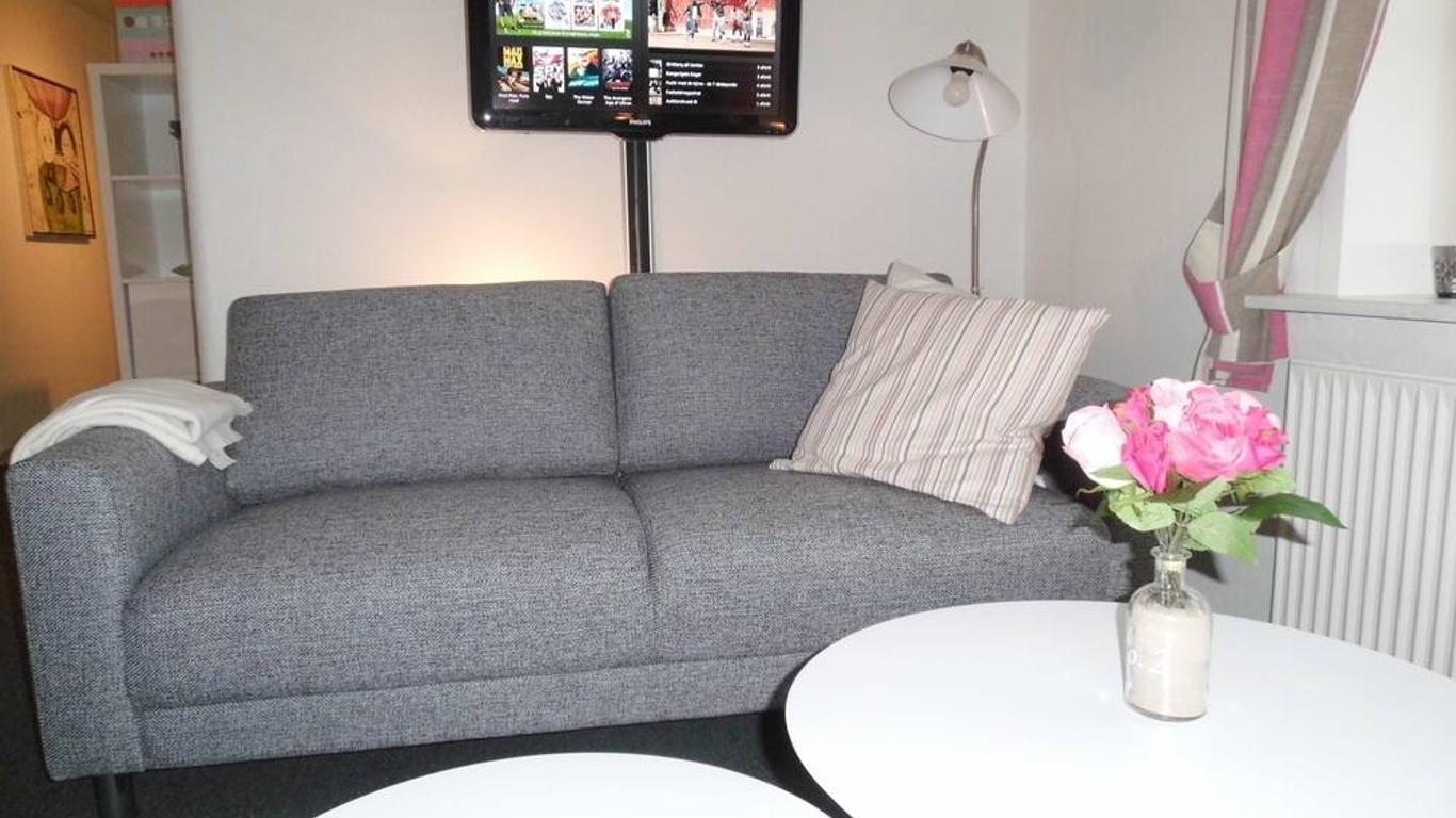 Give City Apartment