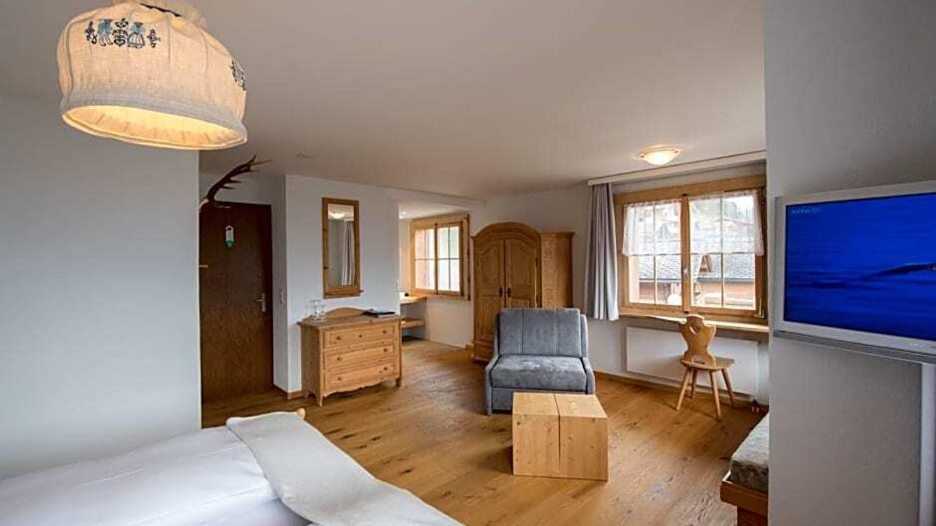 Hotel Garni Postigliun Andiast