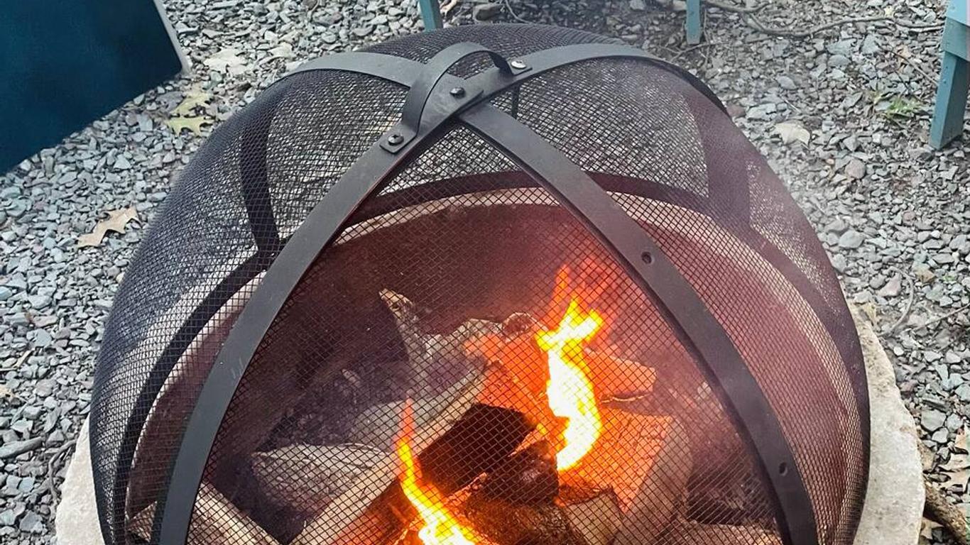 Camptel Poconos Lodging