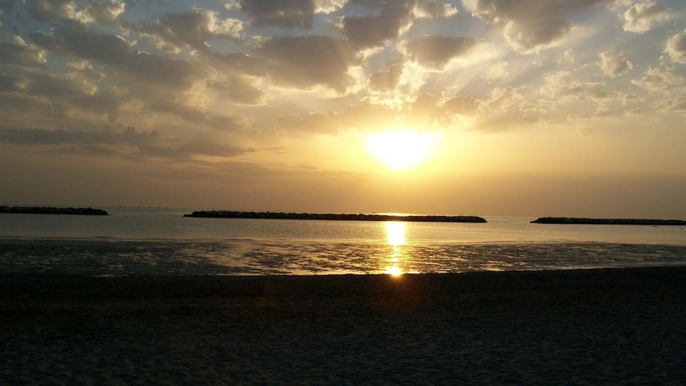 Adria Hotel Beach Club