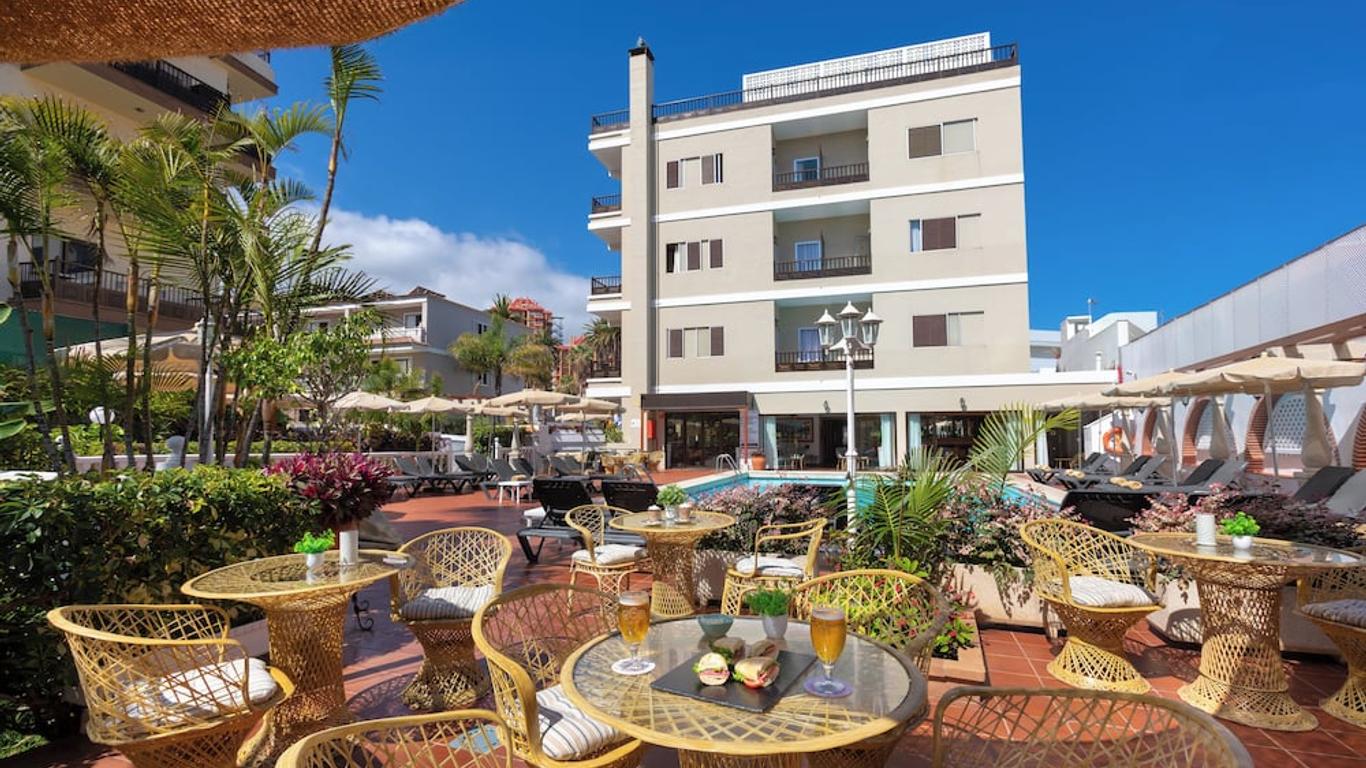 Hotel Don Manolito