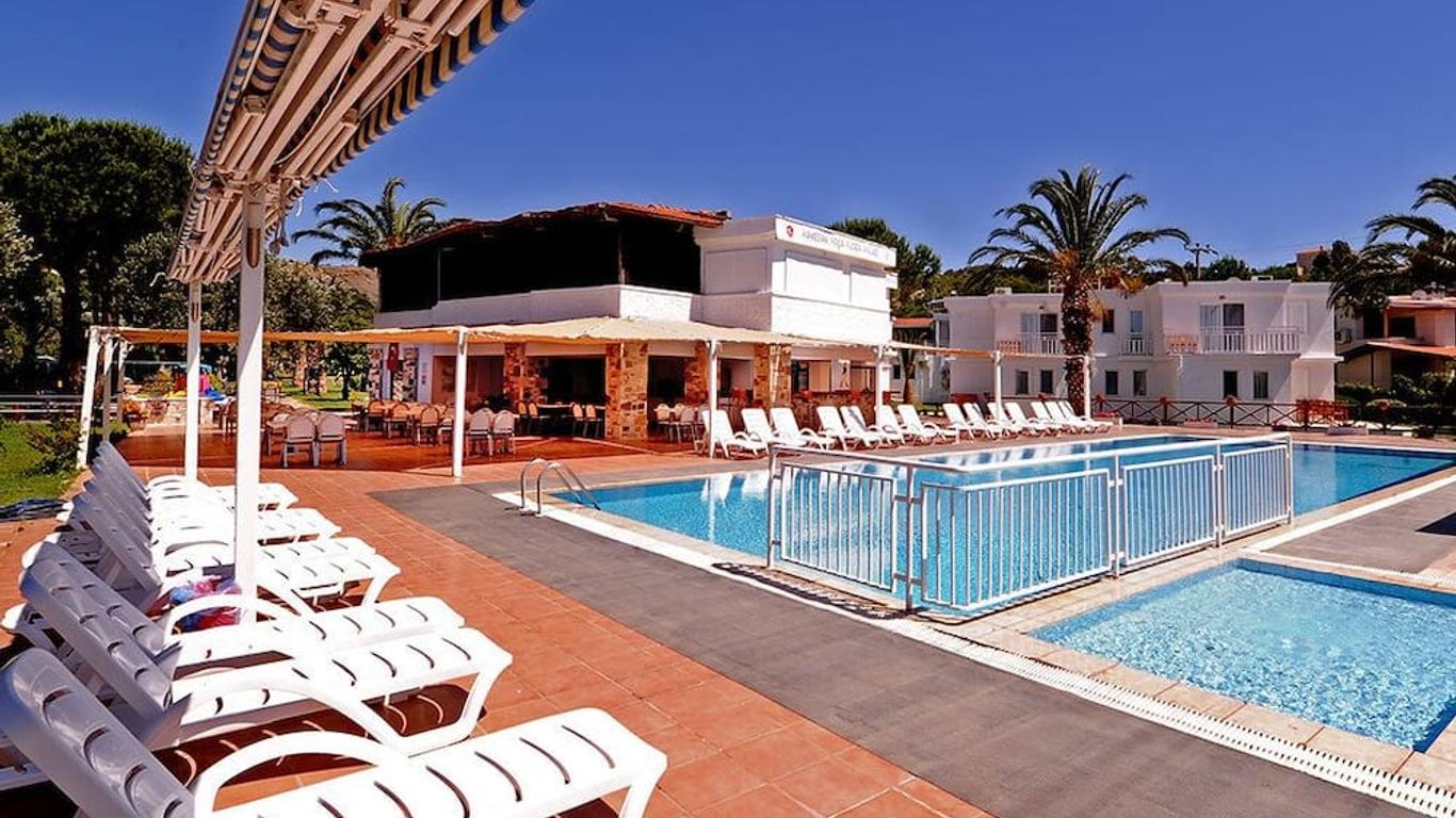 Hanedan Foca Flora Villas