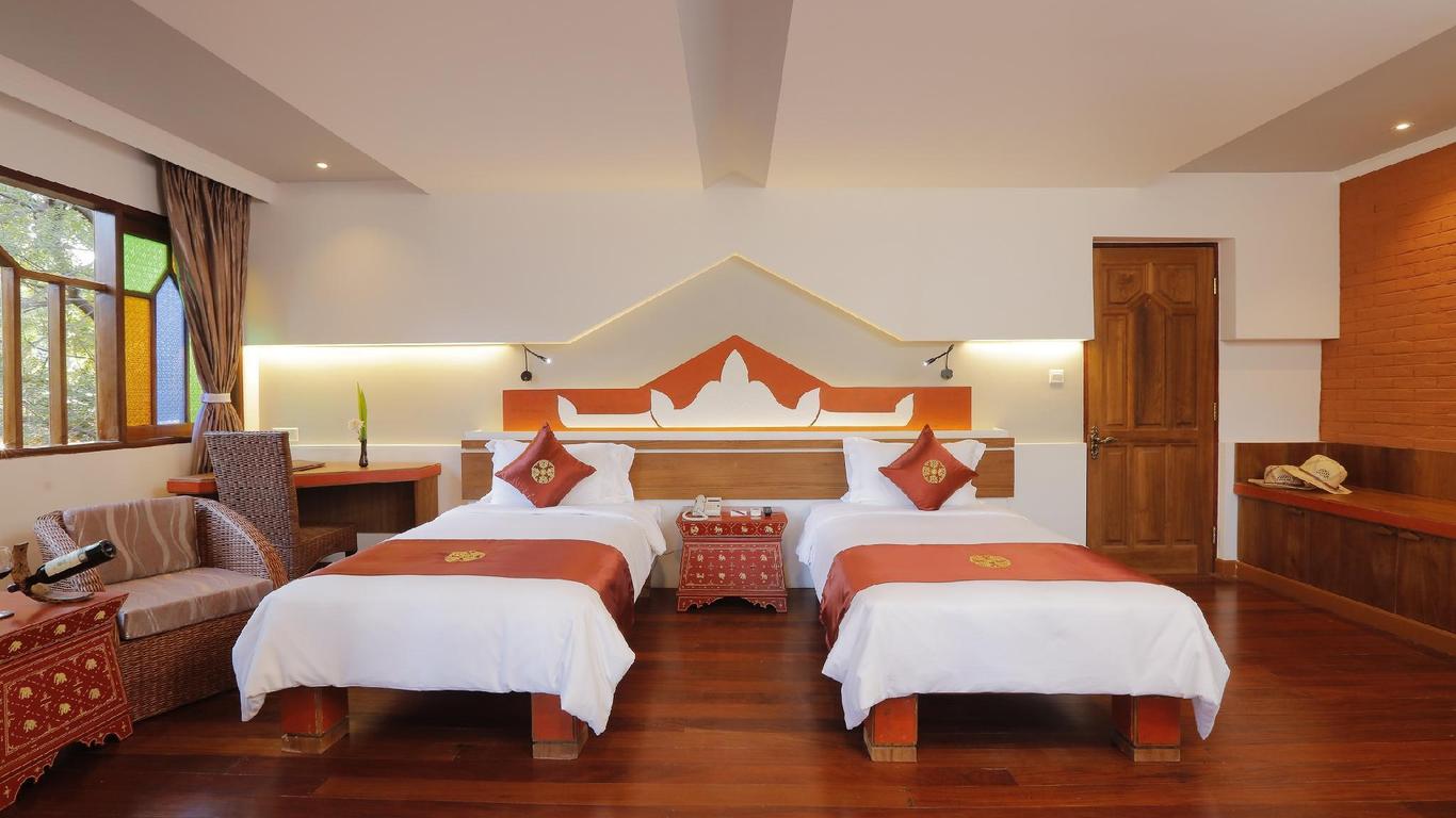 Ananta Bagan Hotel
