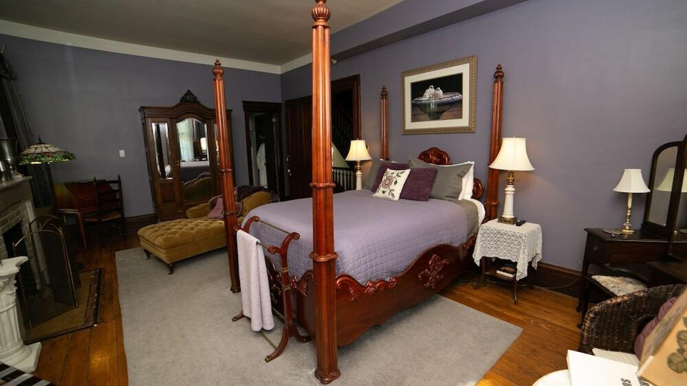 Faunbrook Bed & Breakfast