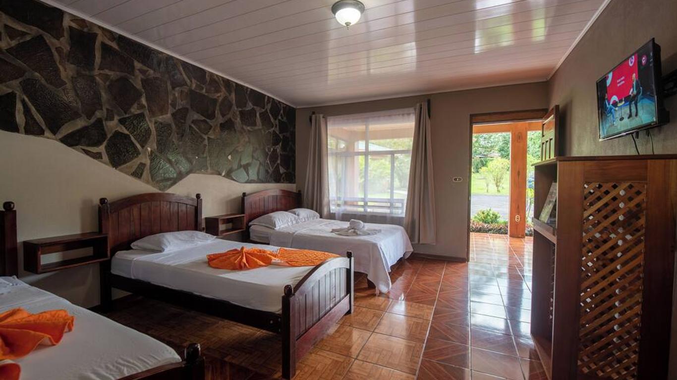 Sueno Dorado Hot Springs Hotel