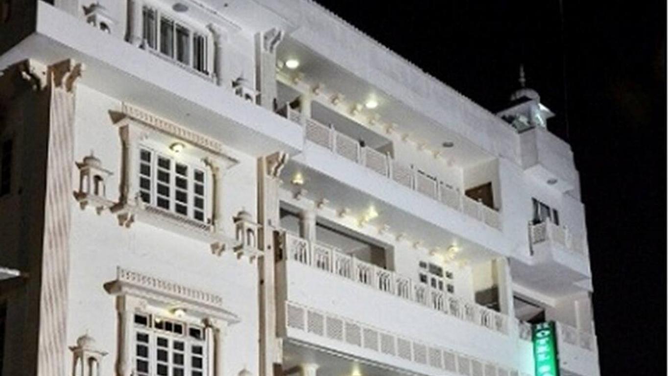 Hotel Savoy