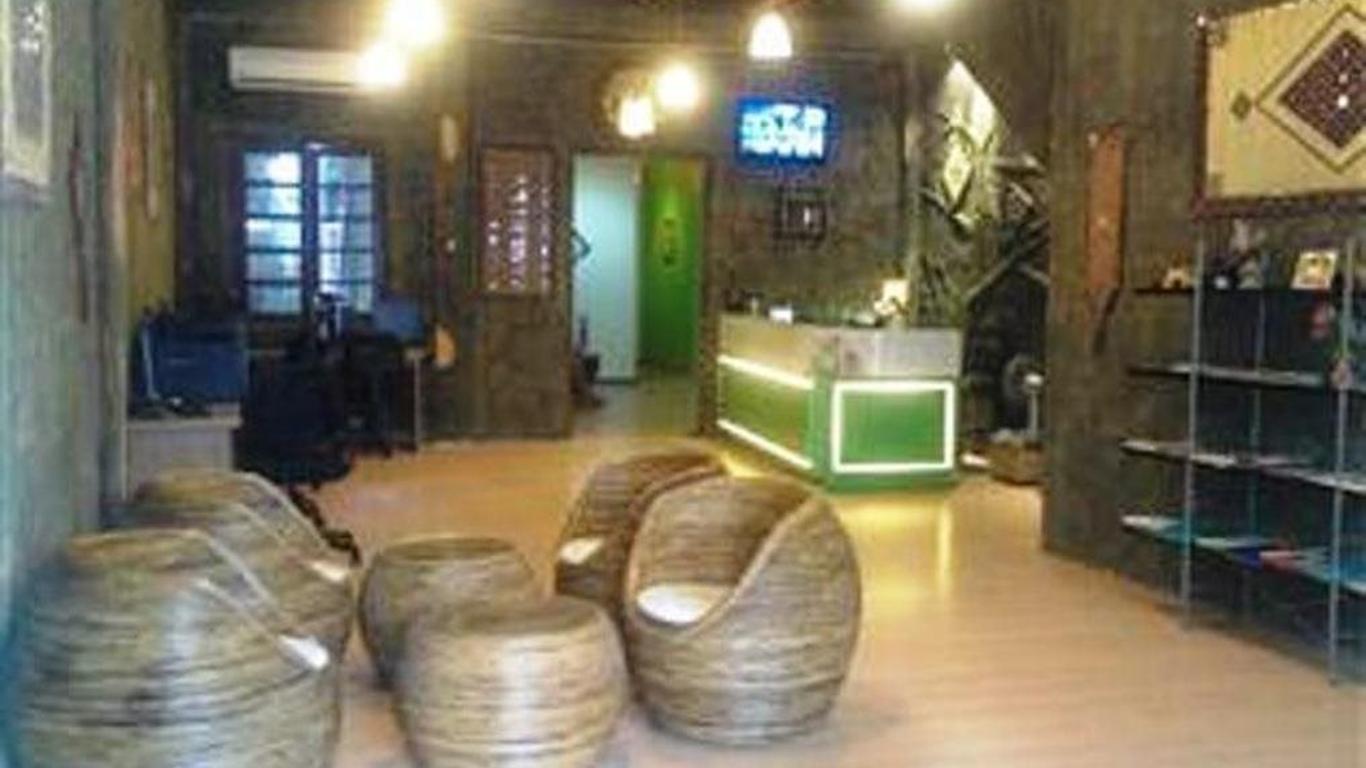 Green Hut Lodge