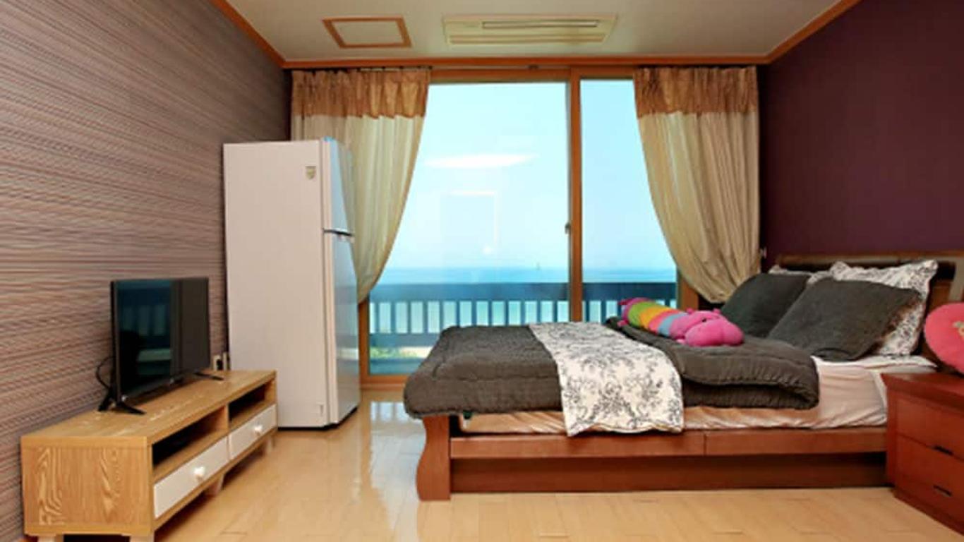 Taean Maronie Pension