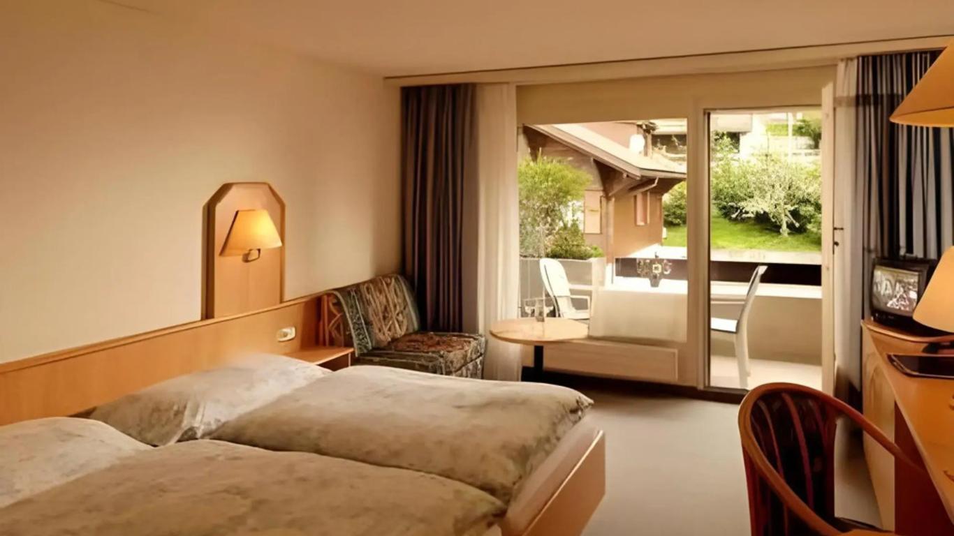 Hotel Crystal