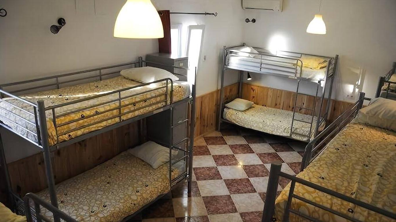Hostel Triana Backpackers