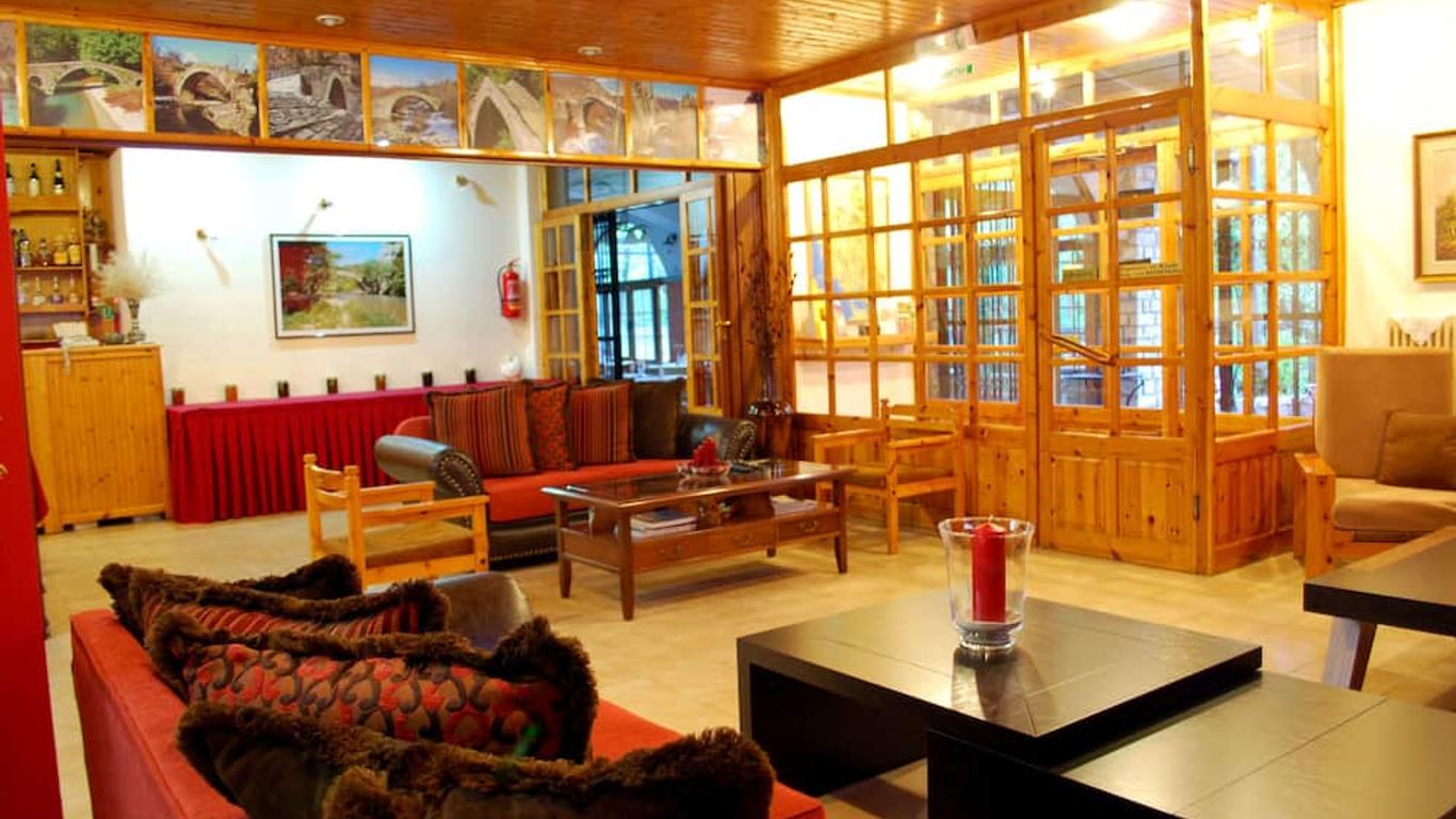 Hotel Faraggi