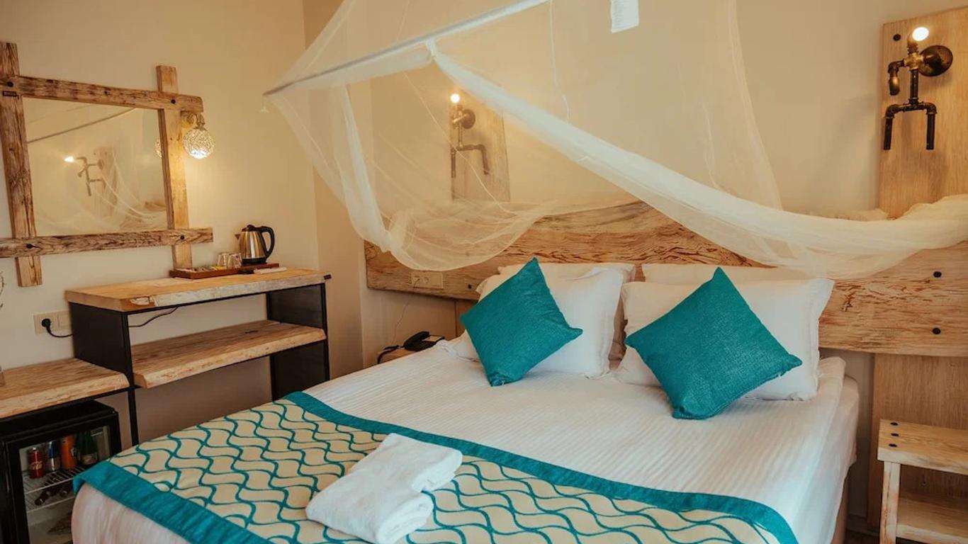 Livadi Hotel