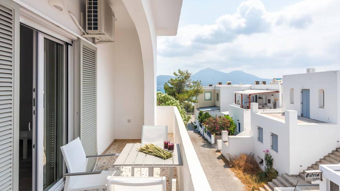 White Rock Milos Suites