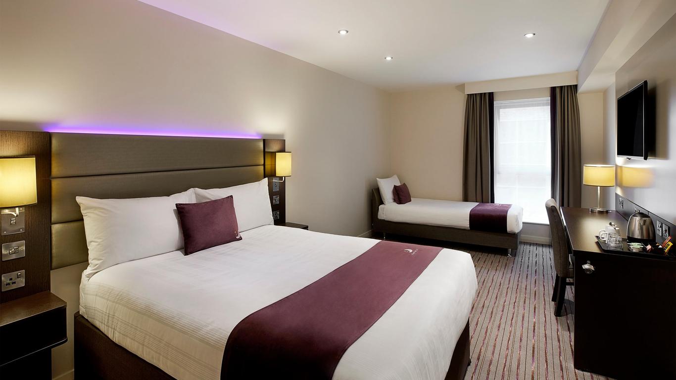 Premier Inn Gatwick Airport South