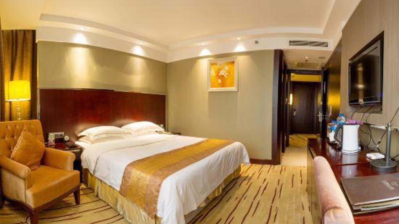 Eastern Kaiyue Business Hotel