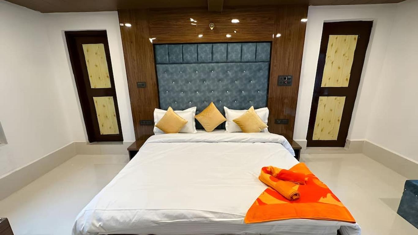 Shabnam Resort