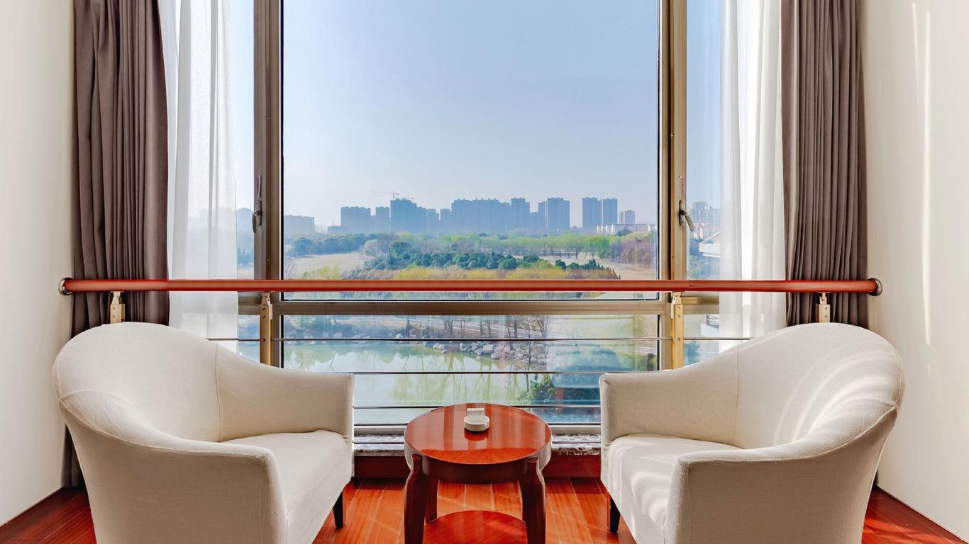 Kouzi International Hotel