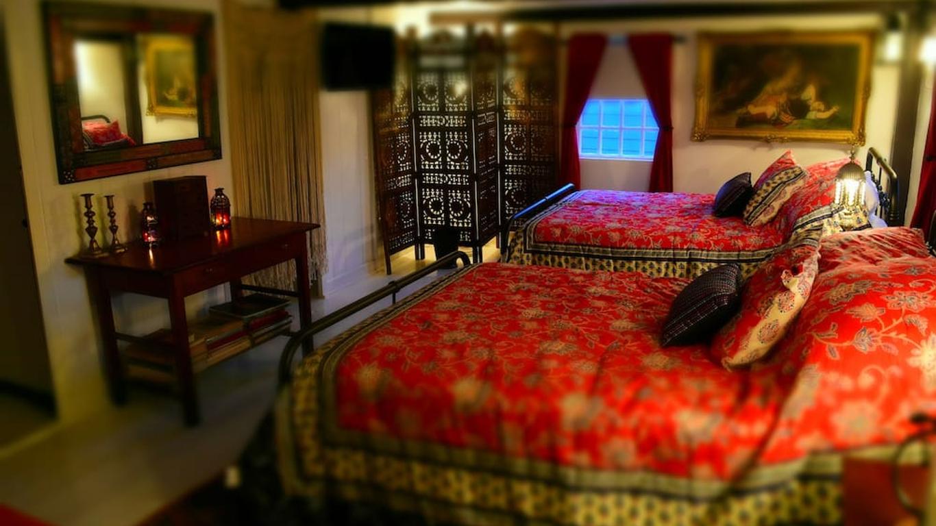 Daniels House Inn