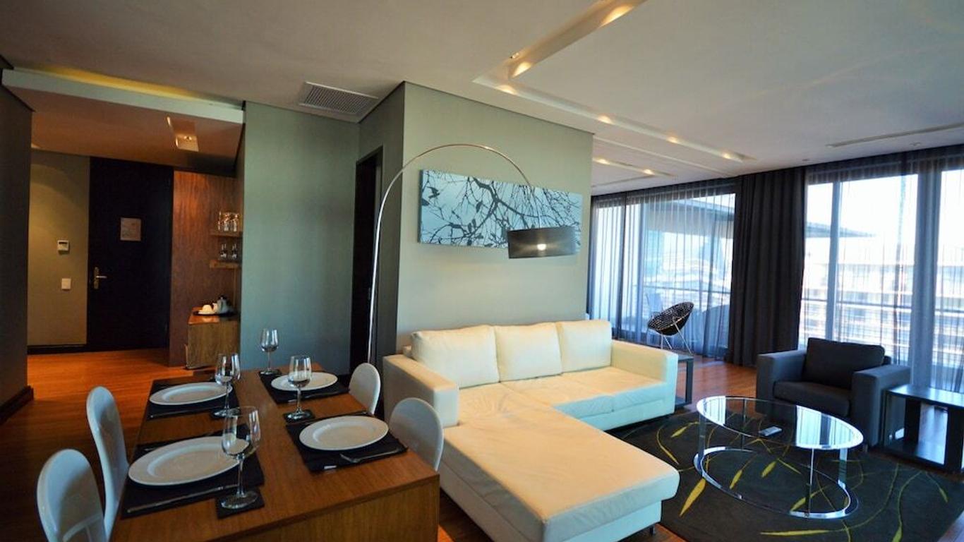 Cape Quarter Living