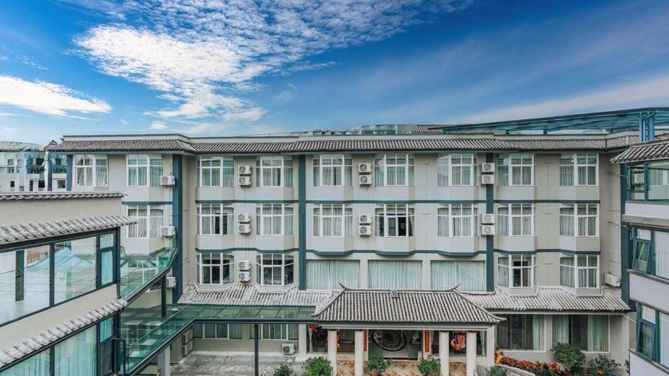 Shunxing Hotel