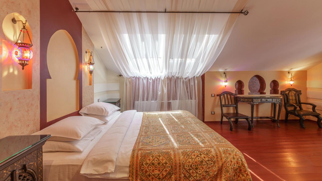 Yar Hotel