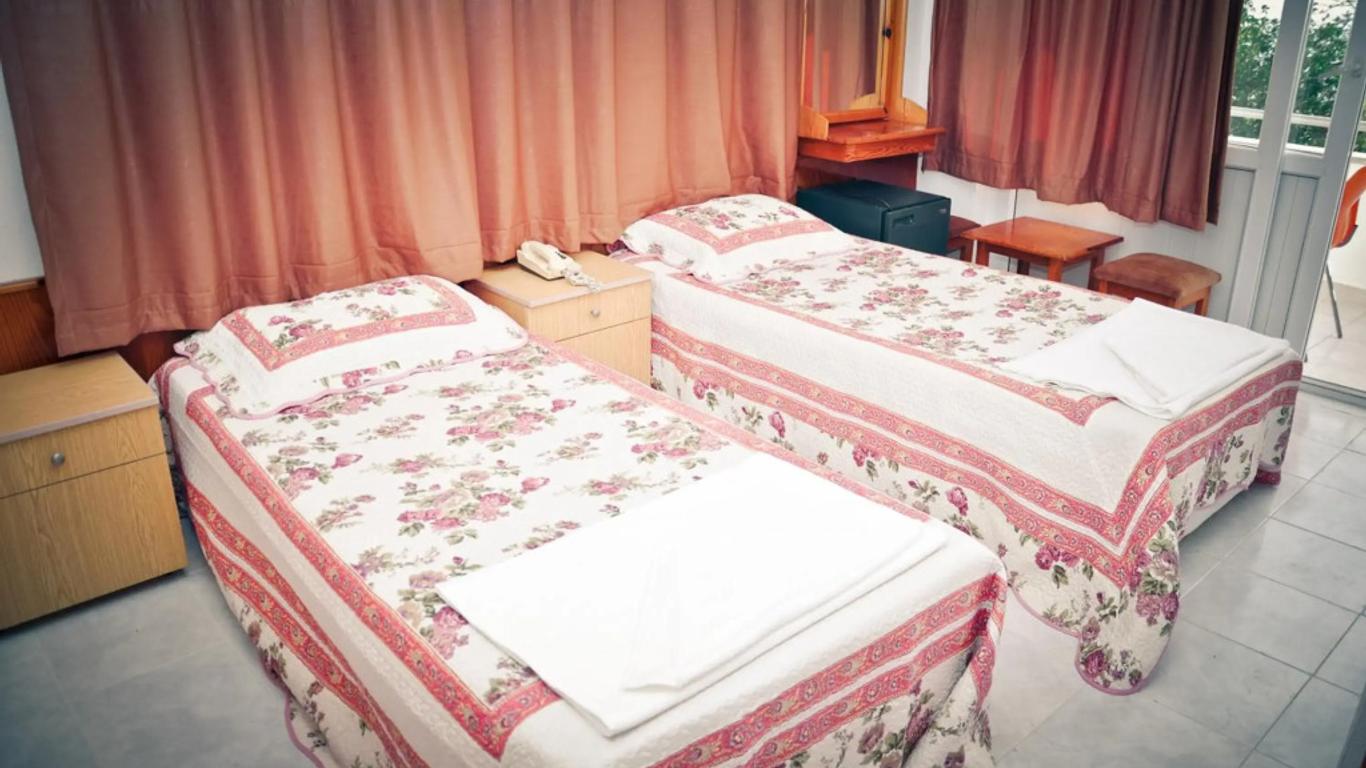Kleopatra Beach Yildiz Hotel