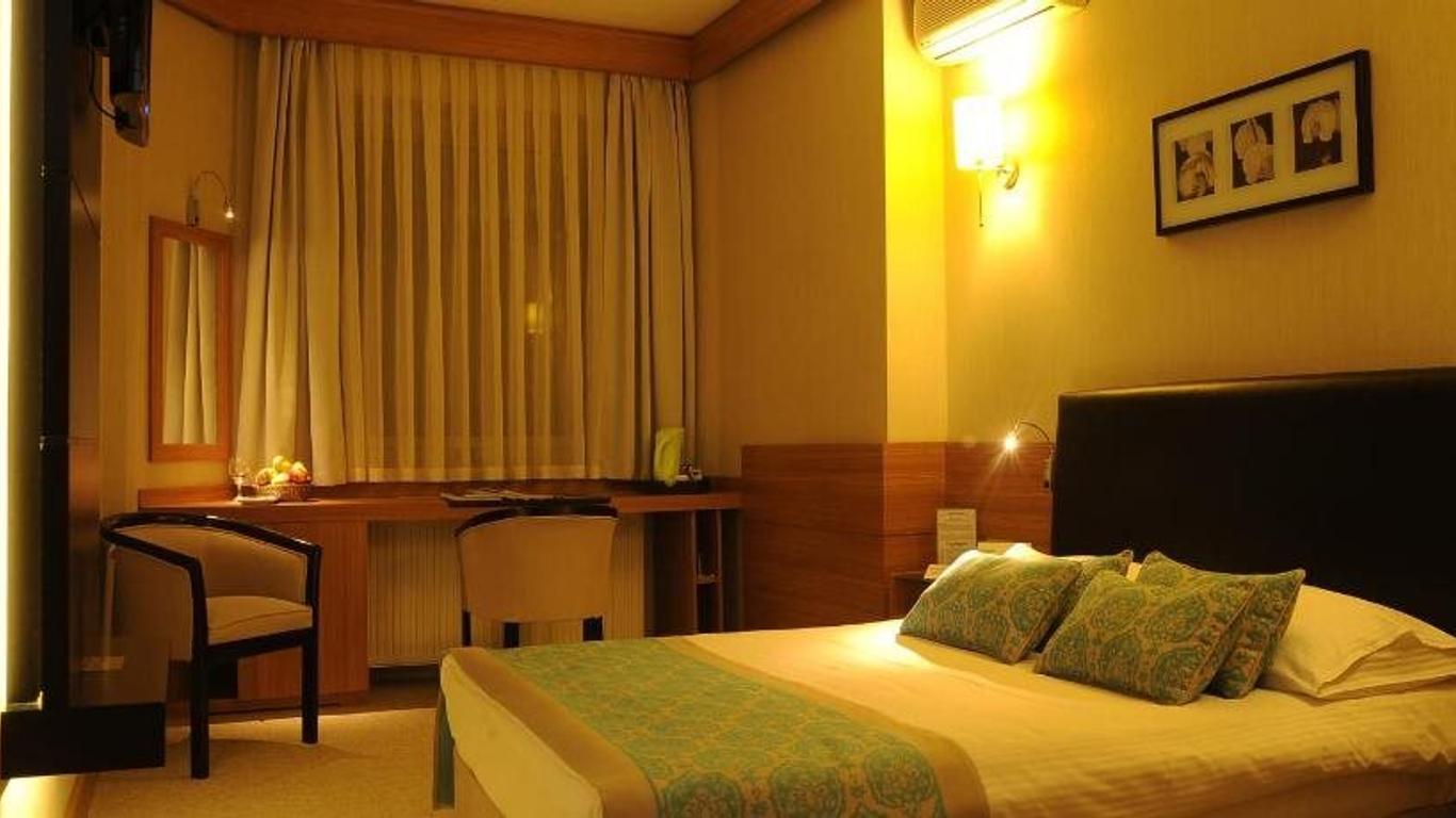Hotel Basri