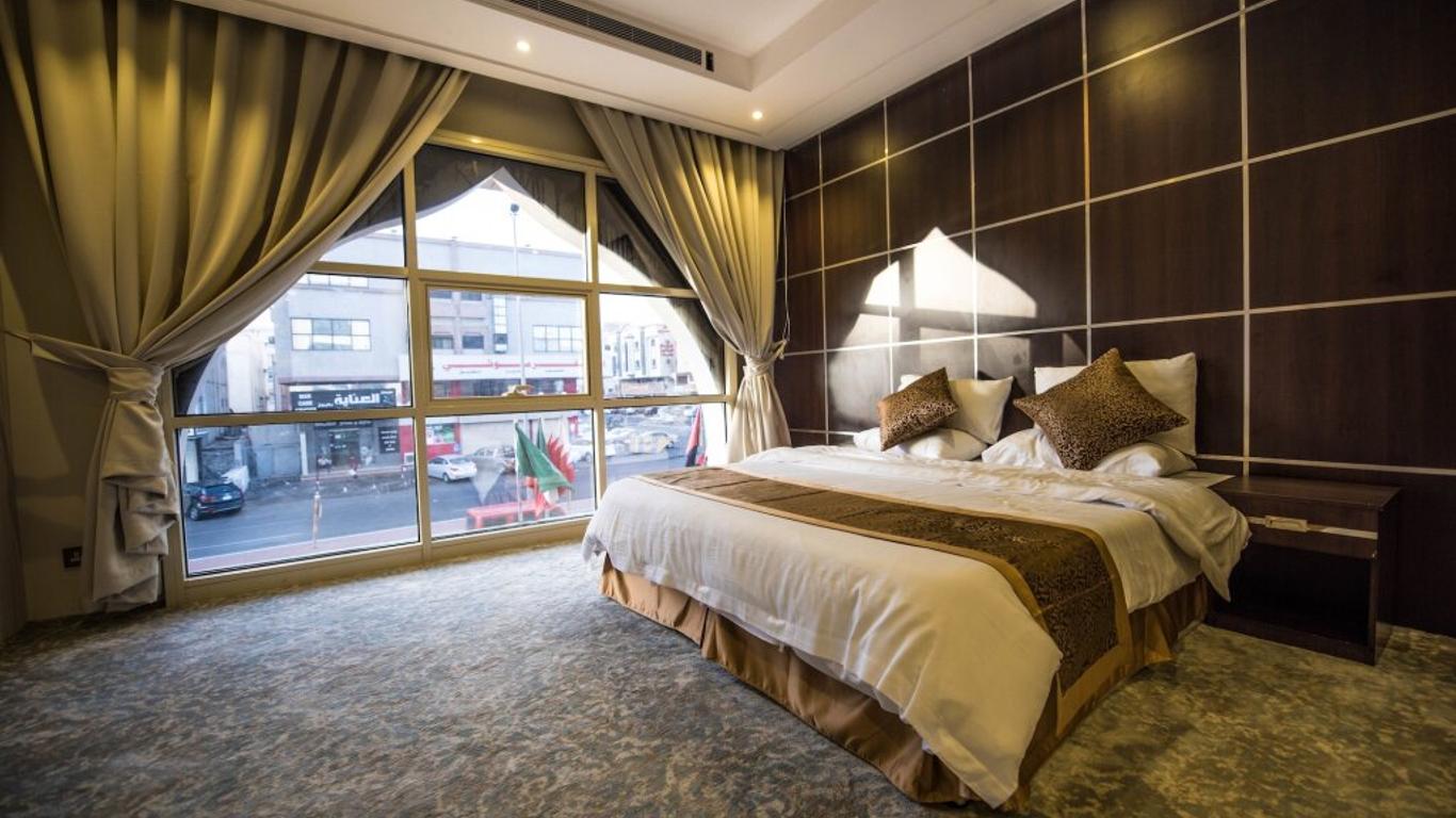 Green Leaf Hotel