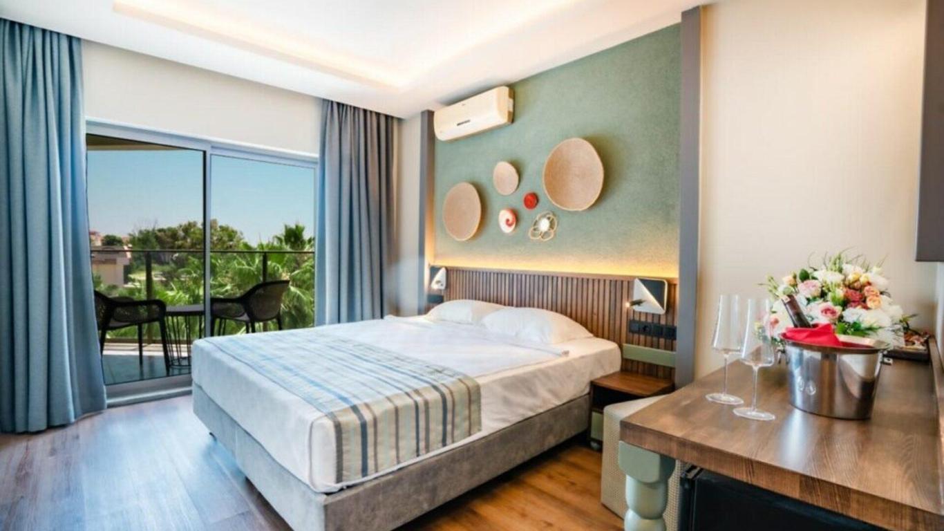 Nergos Garden Hotel