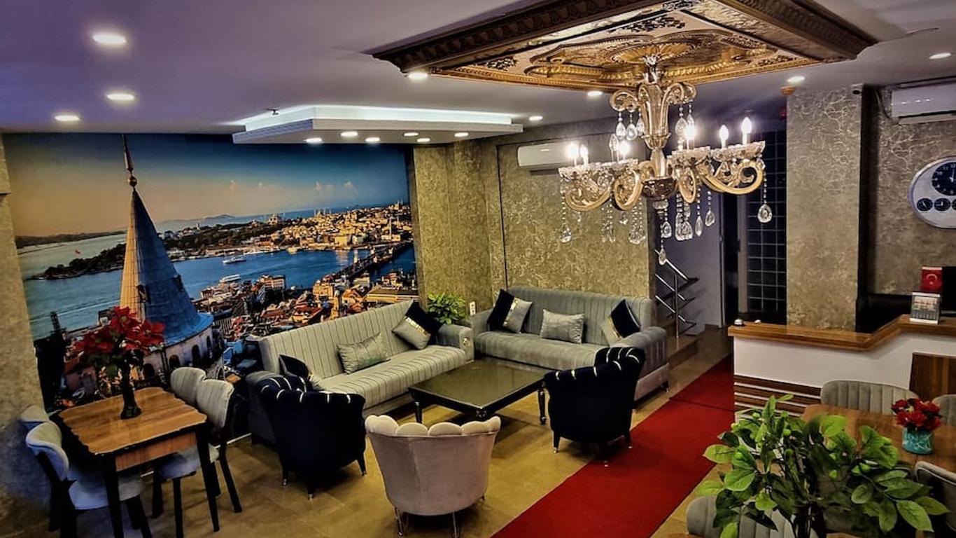 By Historial Hotel Due