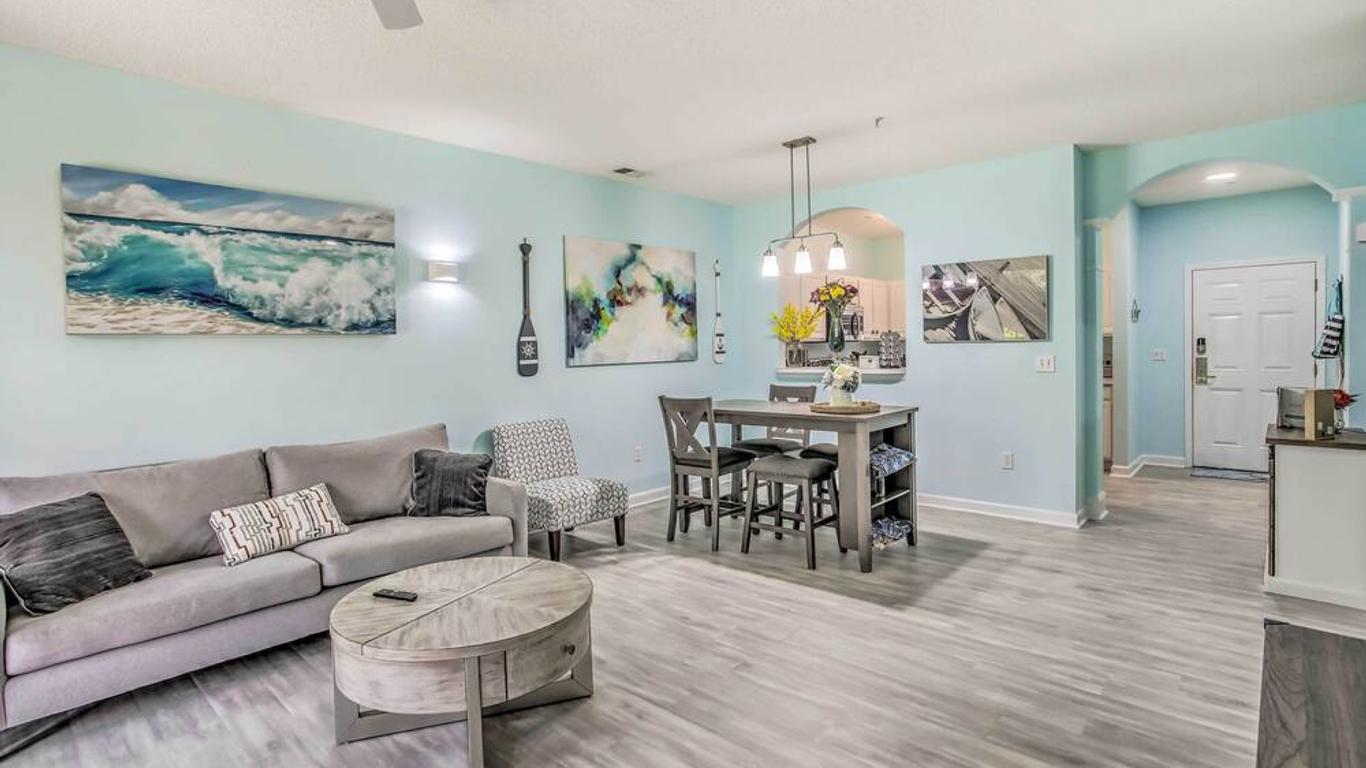 Barefoot Landing Retreat w/ Resort Amenities!