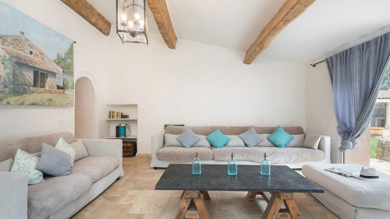 Chateau des Bertrands