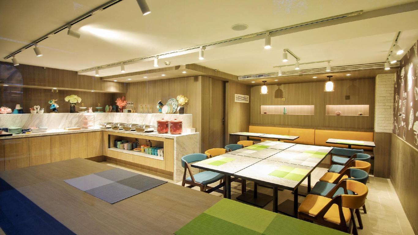 Hanting Premium Hotel Nanjing Zhujiang Road Fuqiao Metro Station