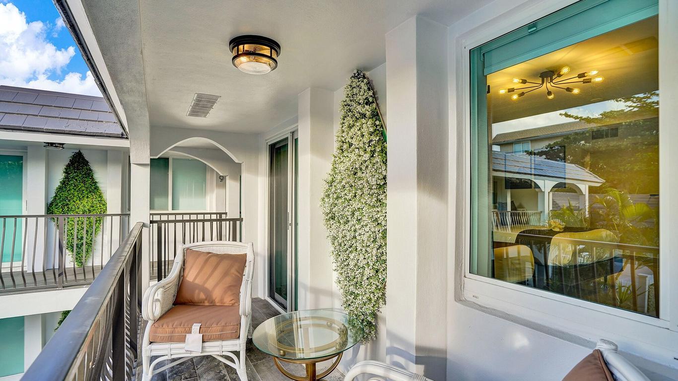 RA suites