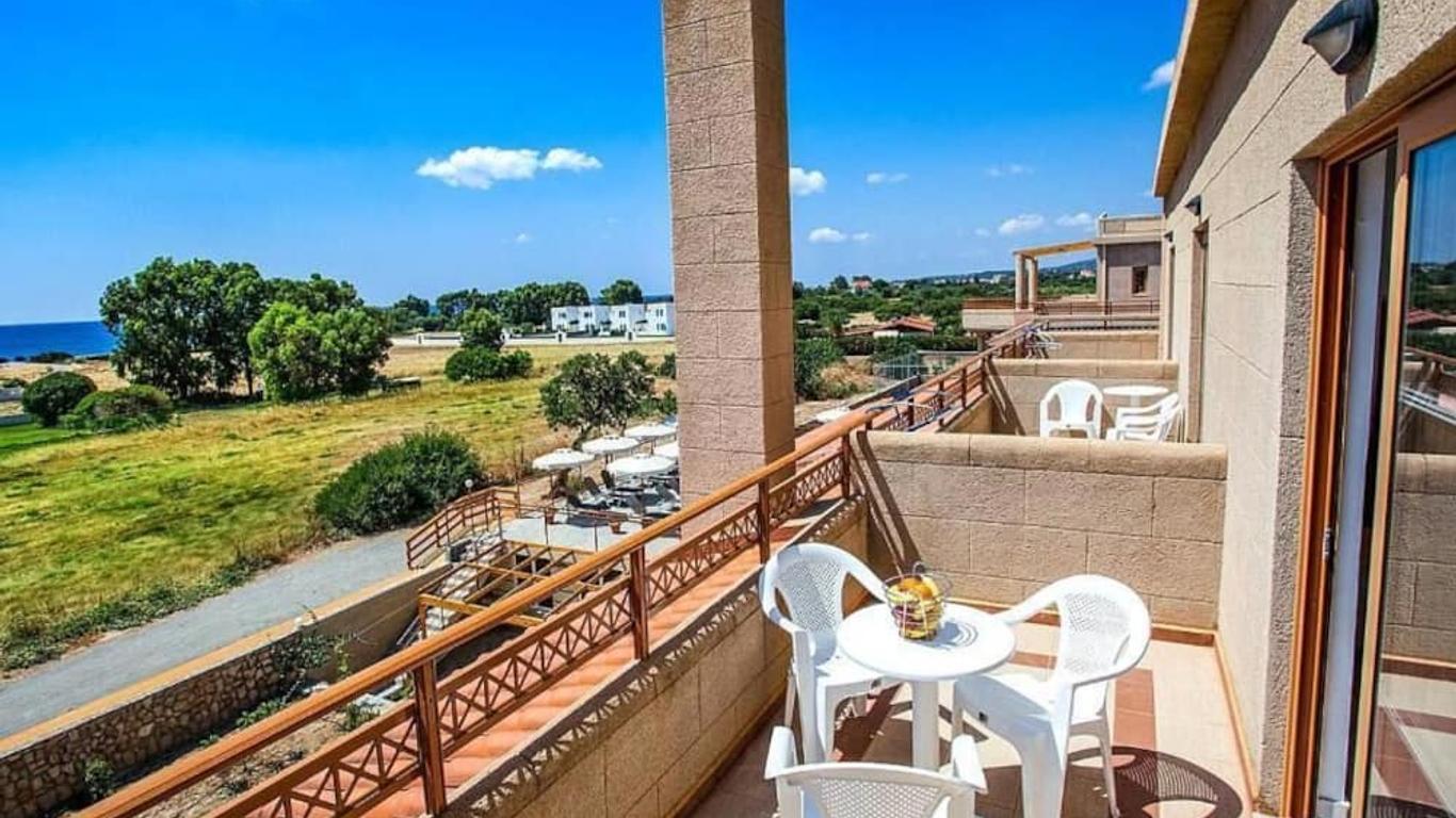 Ledras Beach Hotel