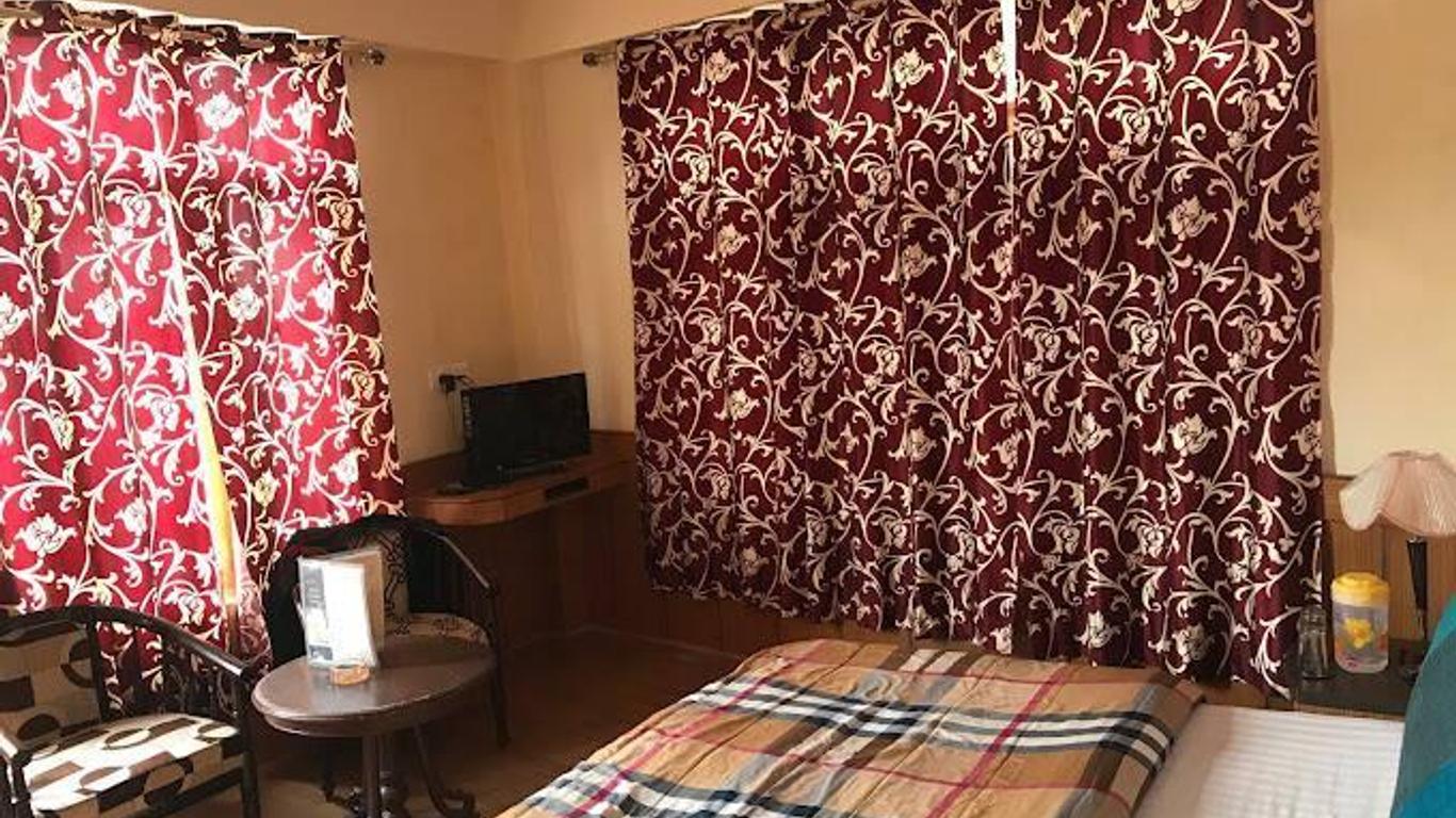 Hotel Cozy Corner