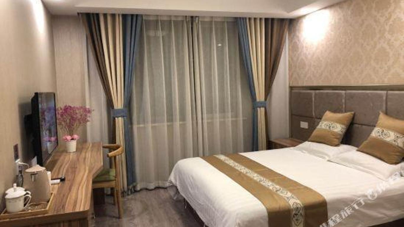 Hongye Business Hotel (Suzhou Guanqian)