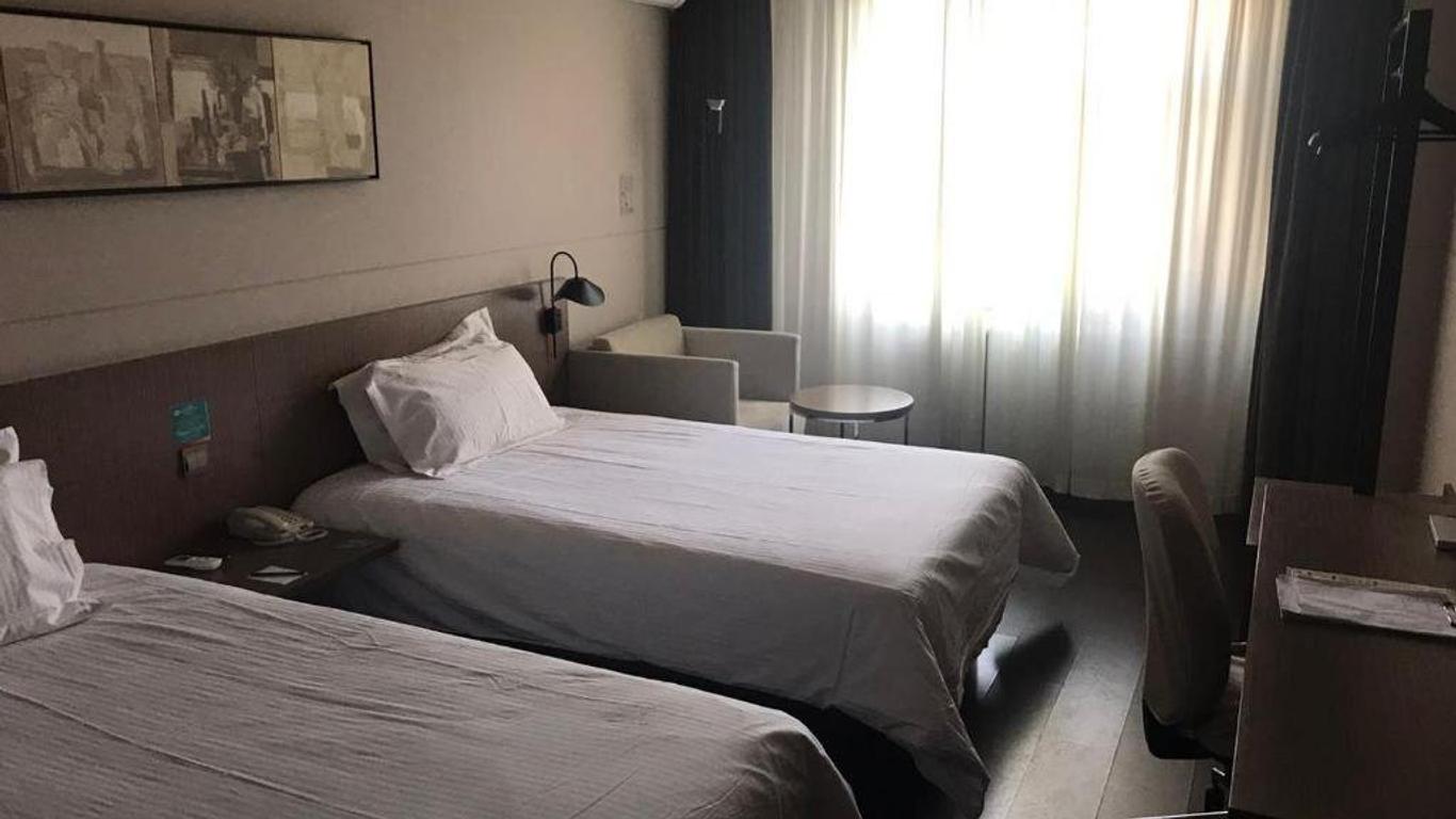 Jinjiang Inn Select Beijing Wukesong