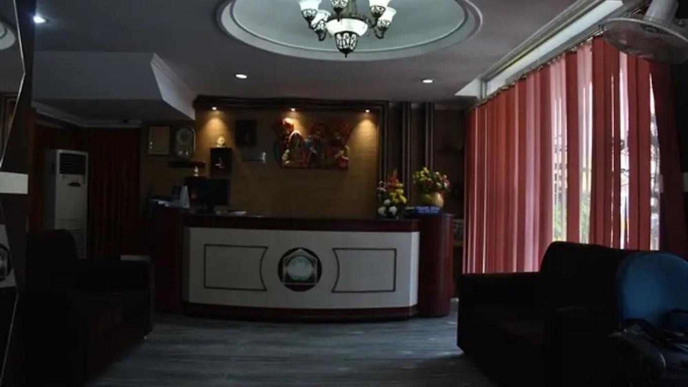 Hotel Sambit Palace