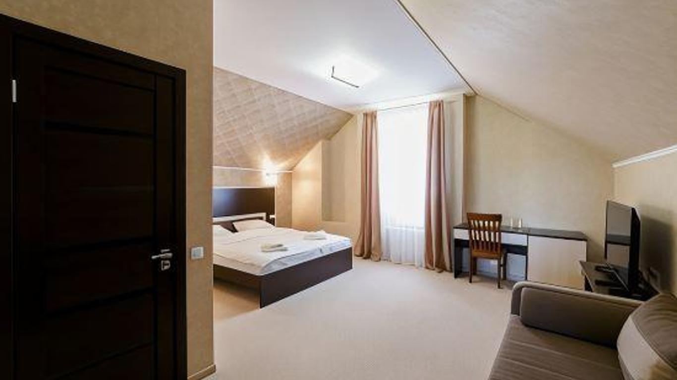 Hotel Balmont