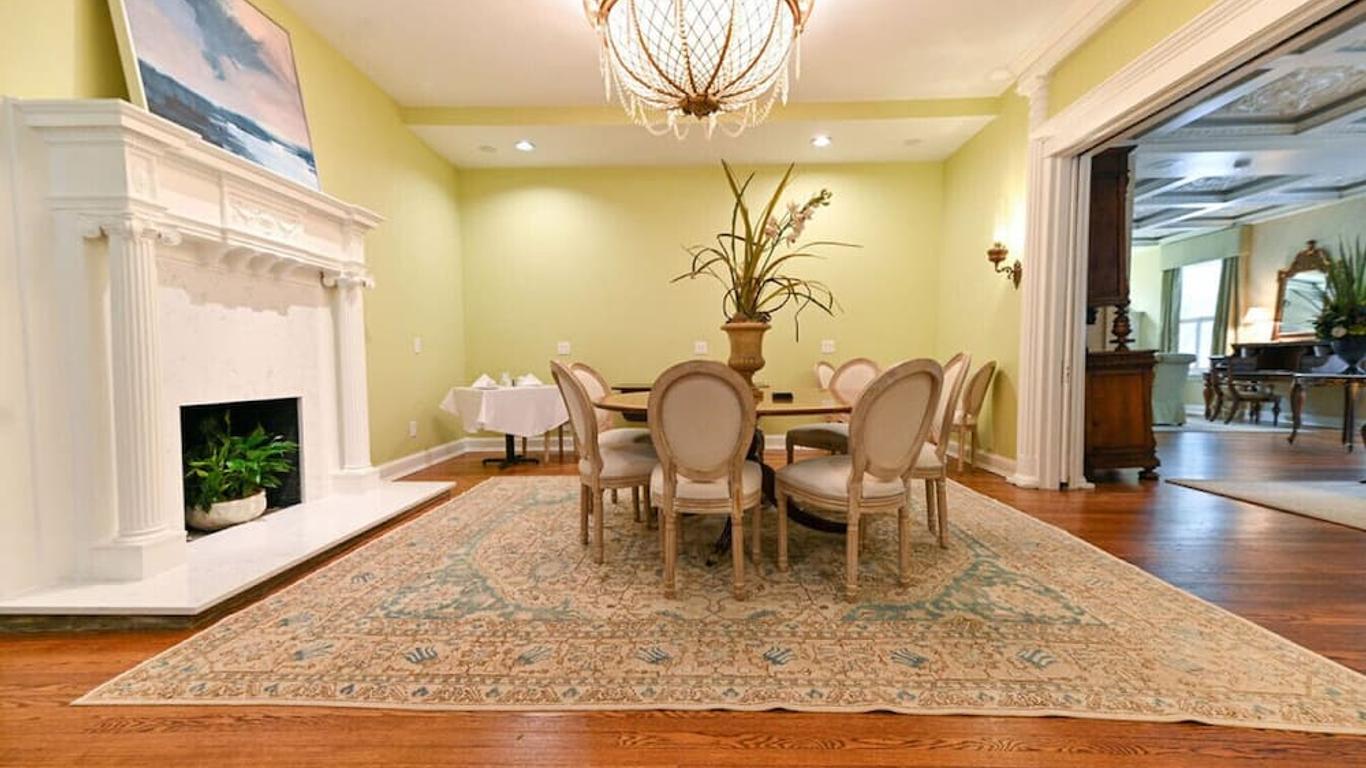 The Edenton Collection-The Granville Queen Inn