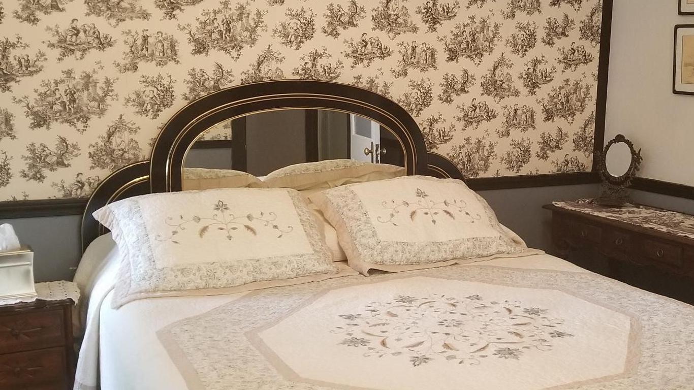 Lost Bayou Guesthouse B&B