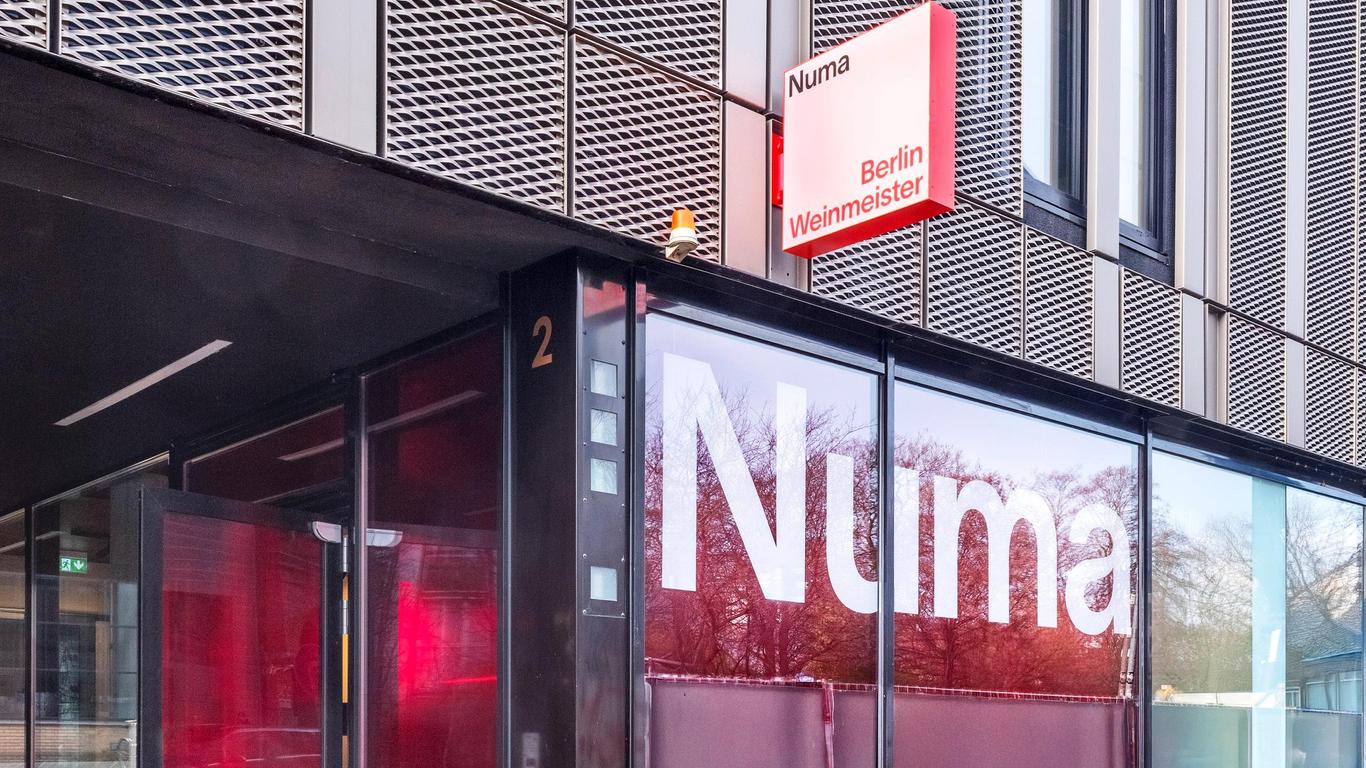 Numa Berlin Weinmeister