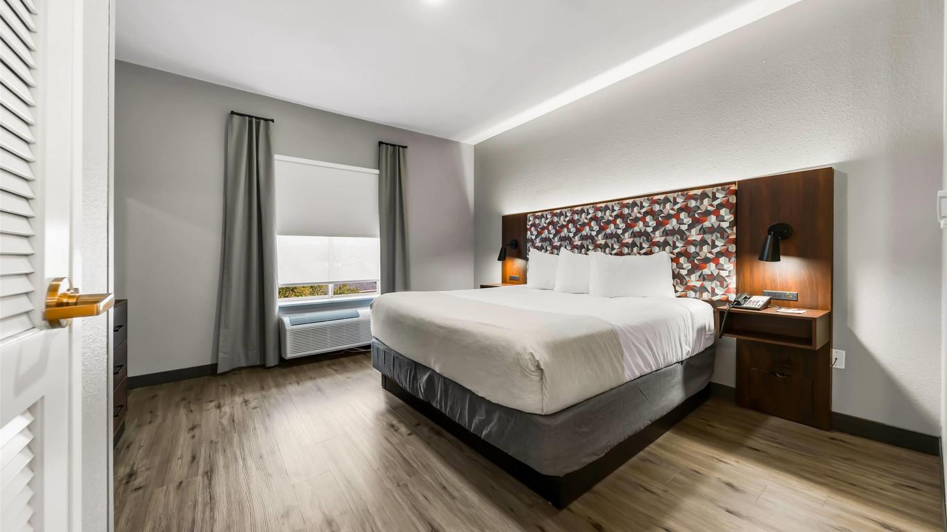 Hawthorn Extended Stay by Wyndham College Station