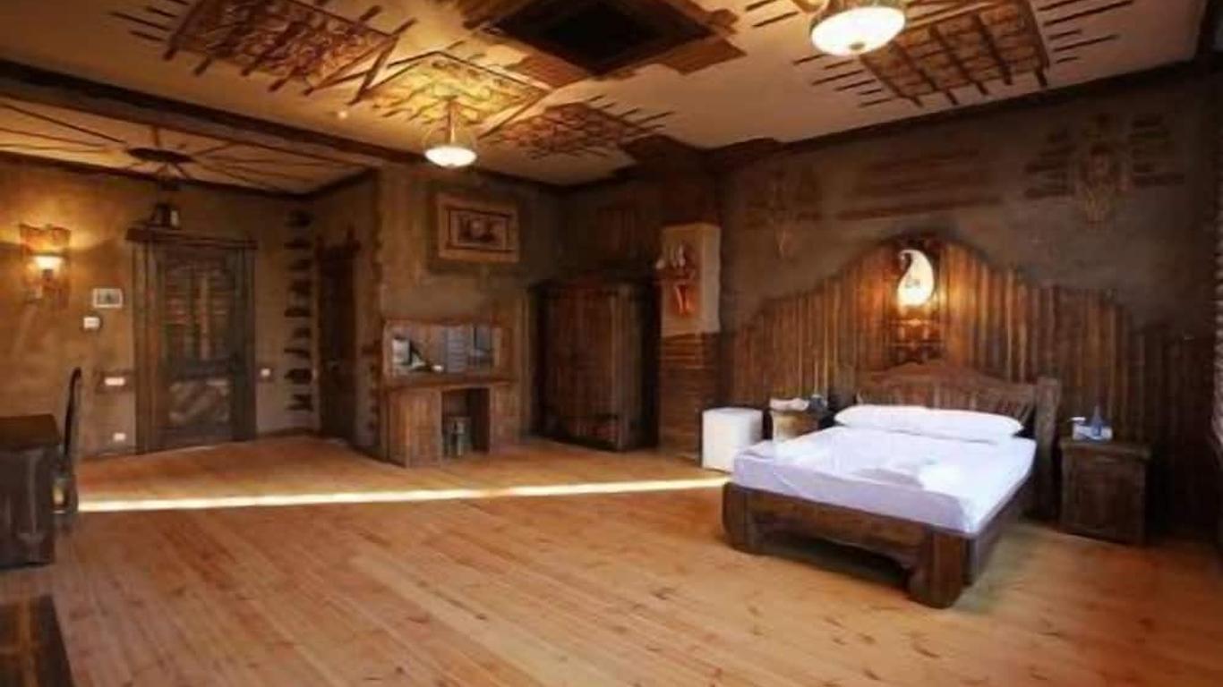 Tuado Hotel