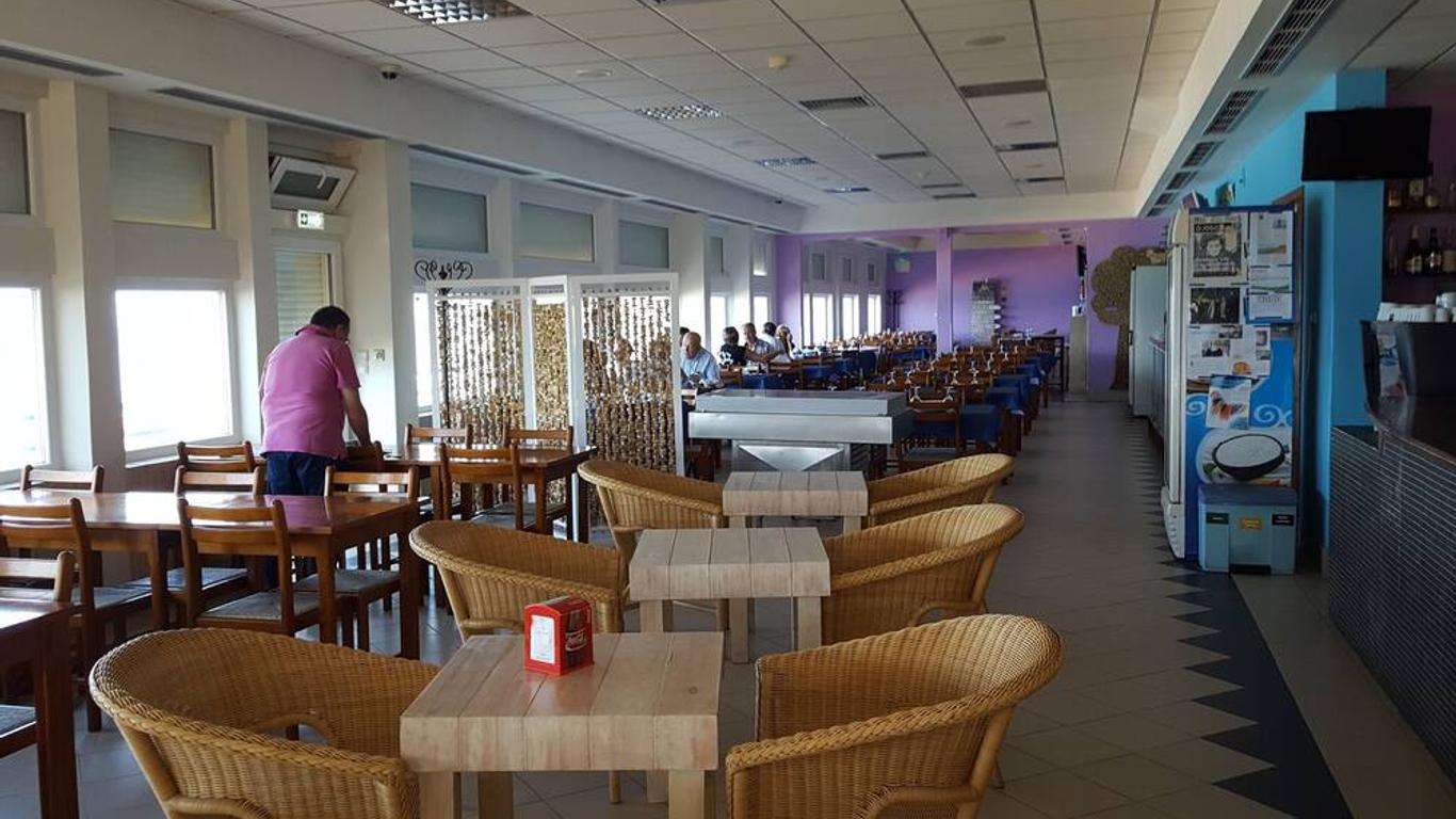 Hotel Apartamento Praia Azul