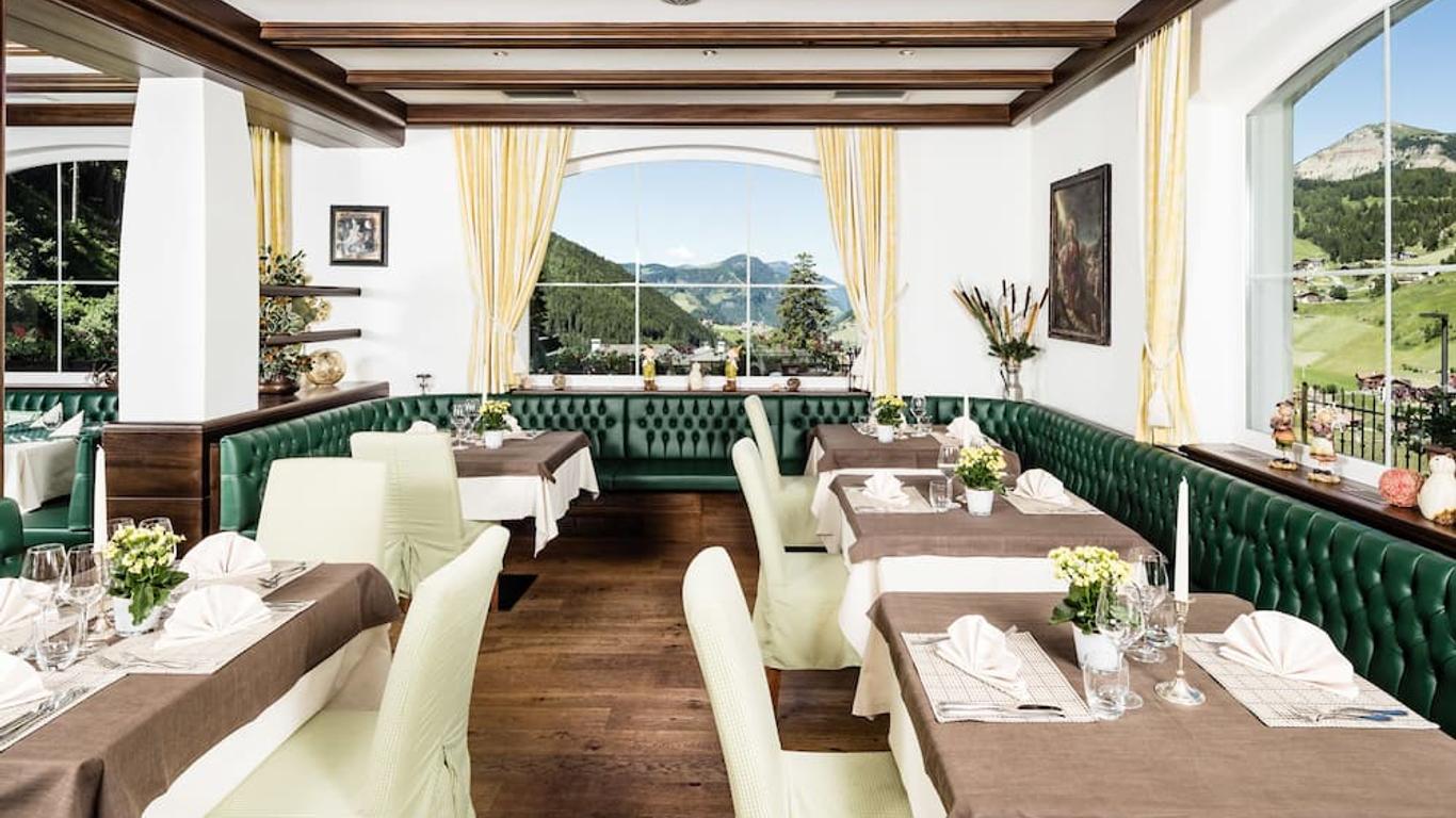 Hotel Continental Dolomites