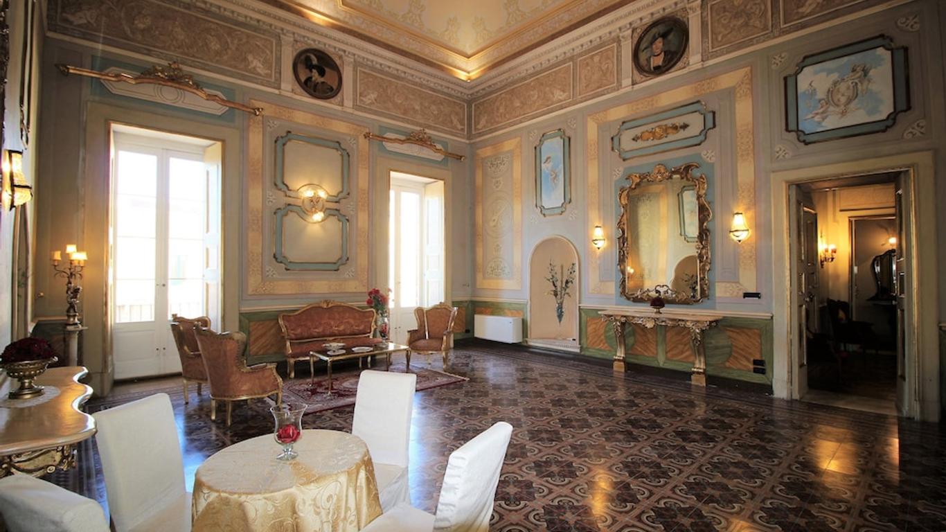 Palazzo De Castro